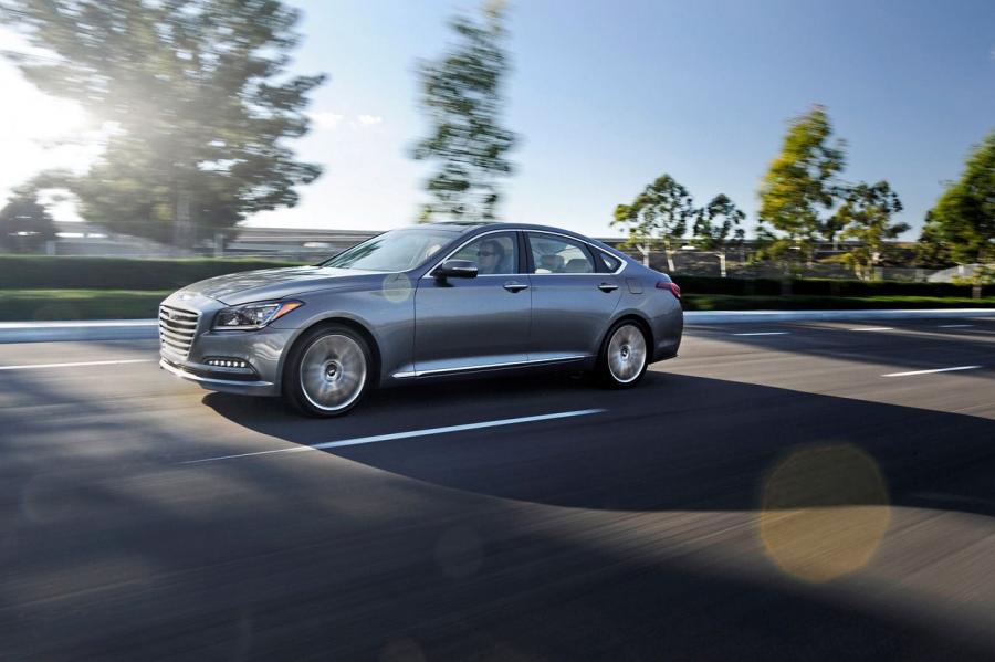  Hyundai Genesis 2014 года  (NA) (фото 15 из 105)